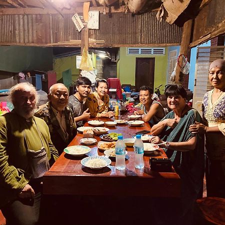 Lazy Mango Home Stay Phum Pouth ma Srei ภายนอก รูปภาพ