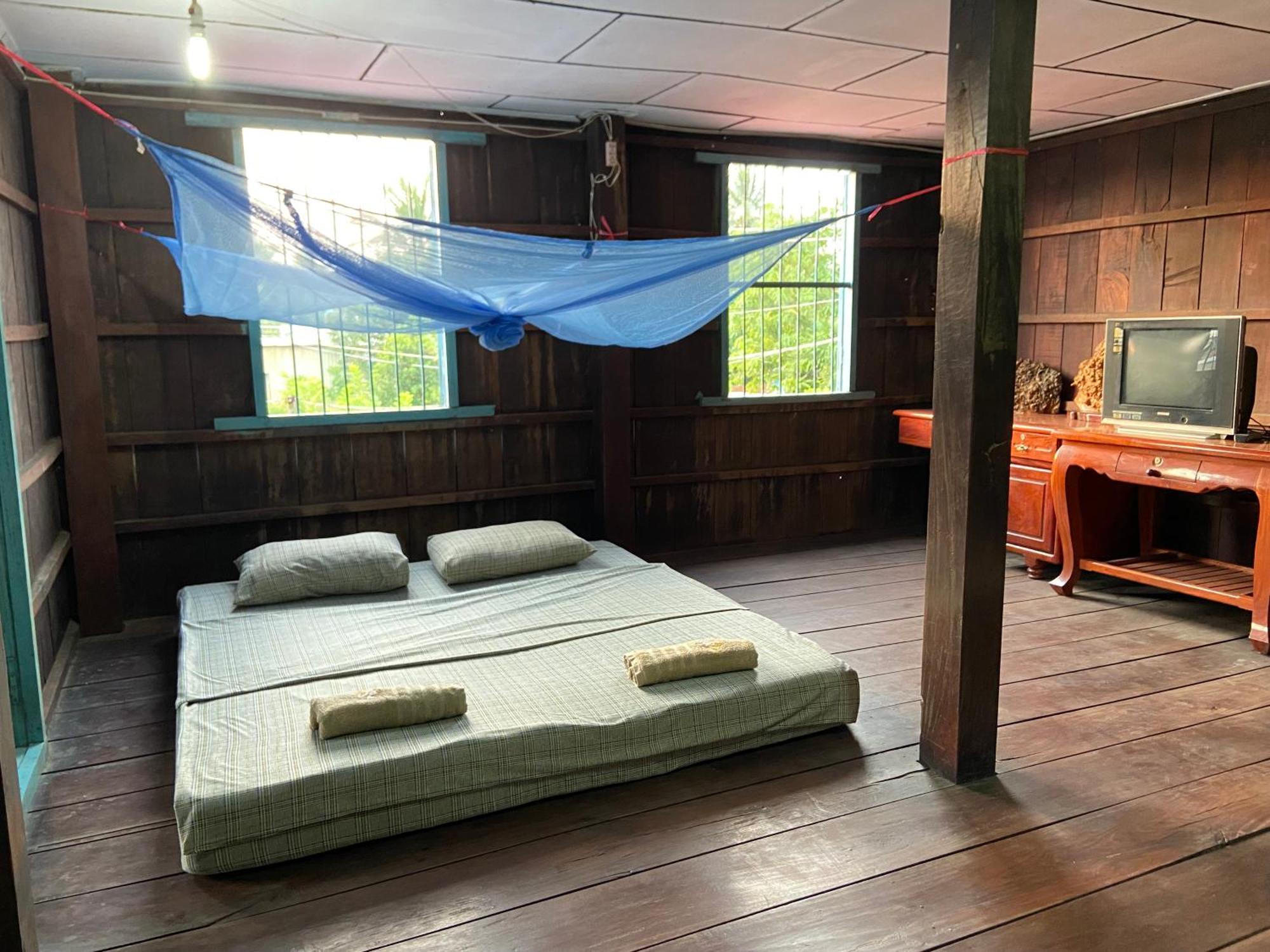 Lazy Mango Home Stay Phum Pouth ma Srei ภายนอก รูปภาพ